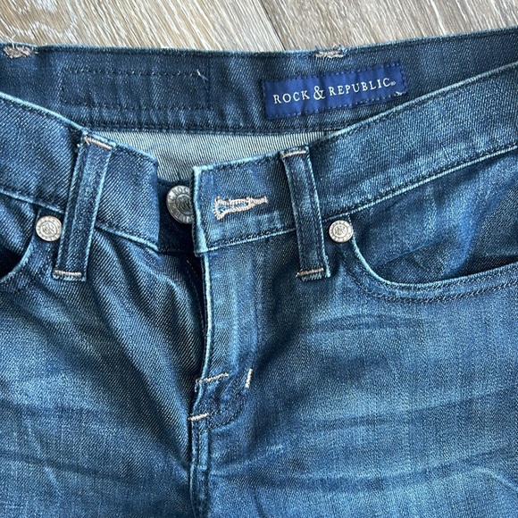 Gorgeous rock and republic jeans - Picture 2 of 6